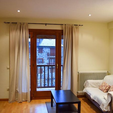 Duplex Con Vistas En Benasque Lägenhet Exteriör bild