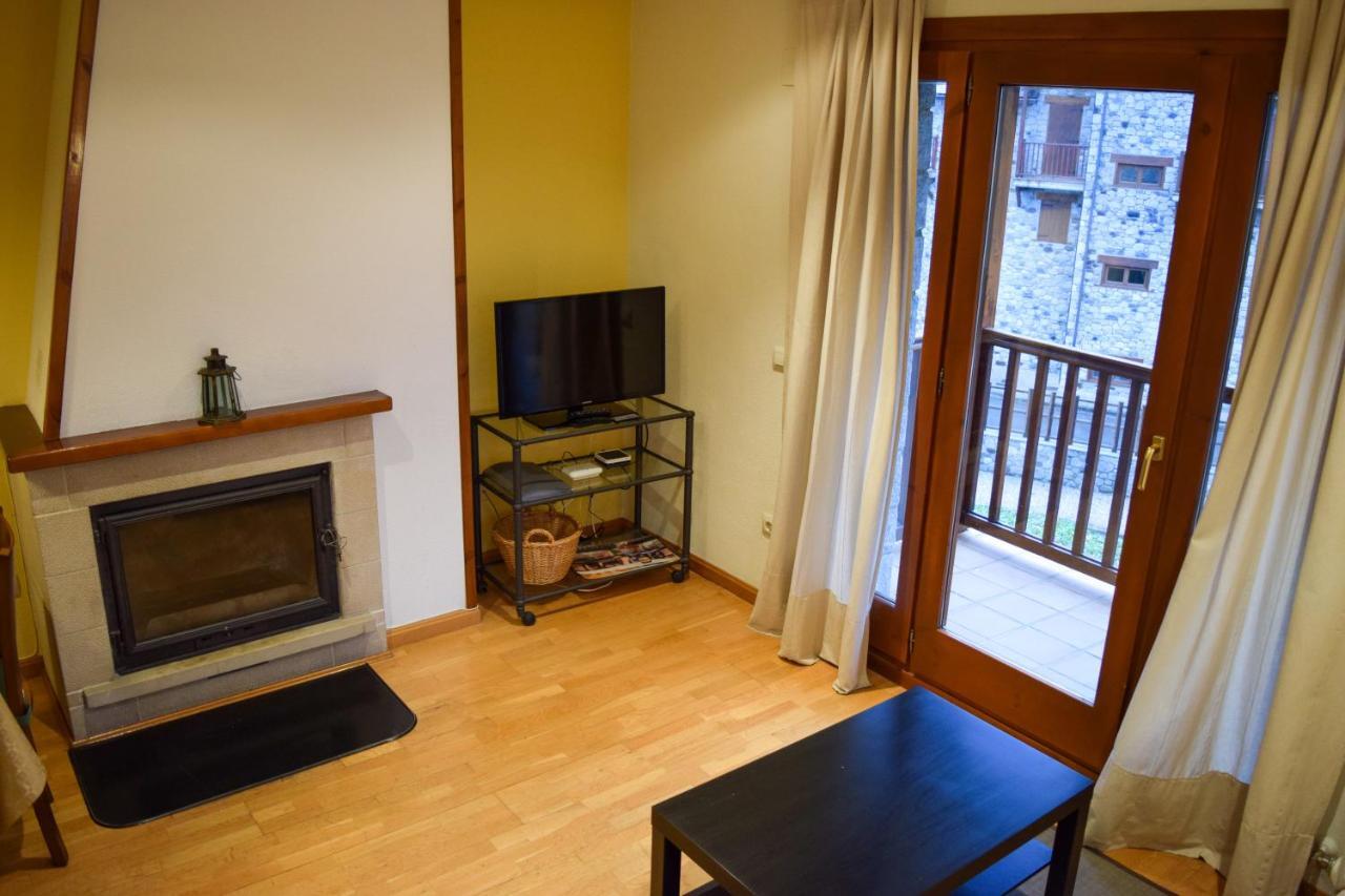 Duplex Con Vistas En Benasque Lägenhet Exteriör bild