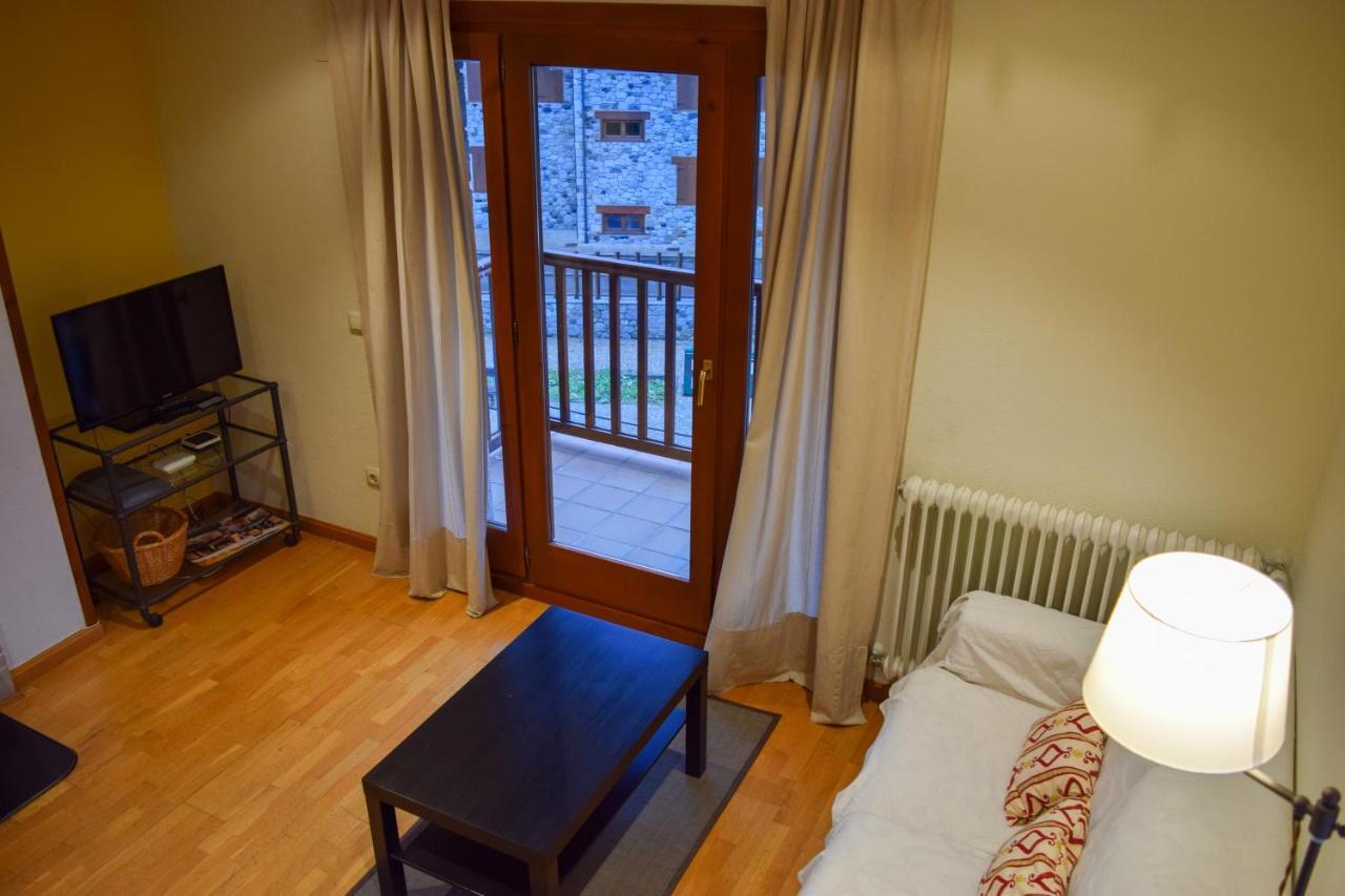 Duplex Con Vistas En Benasque Lägenhet Exteriör bild