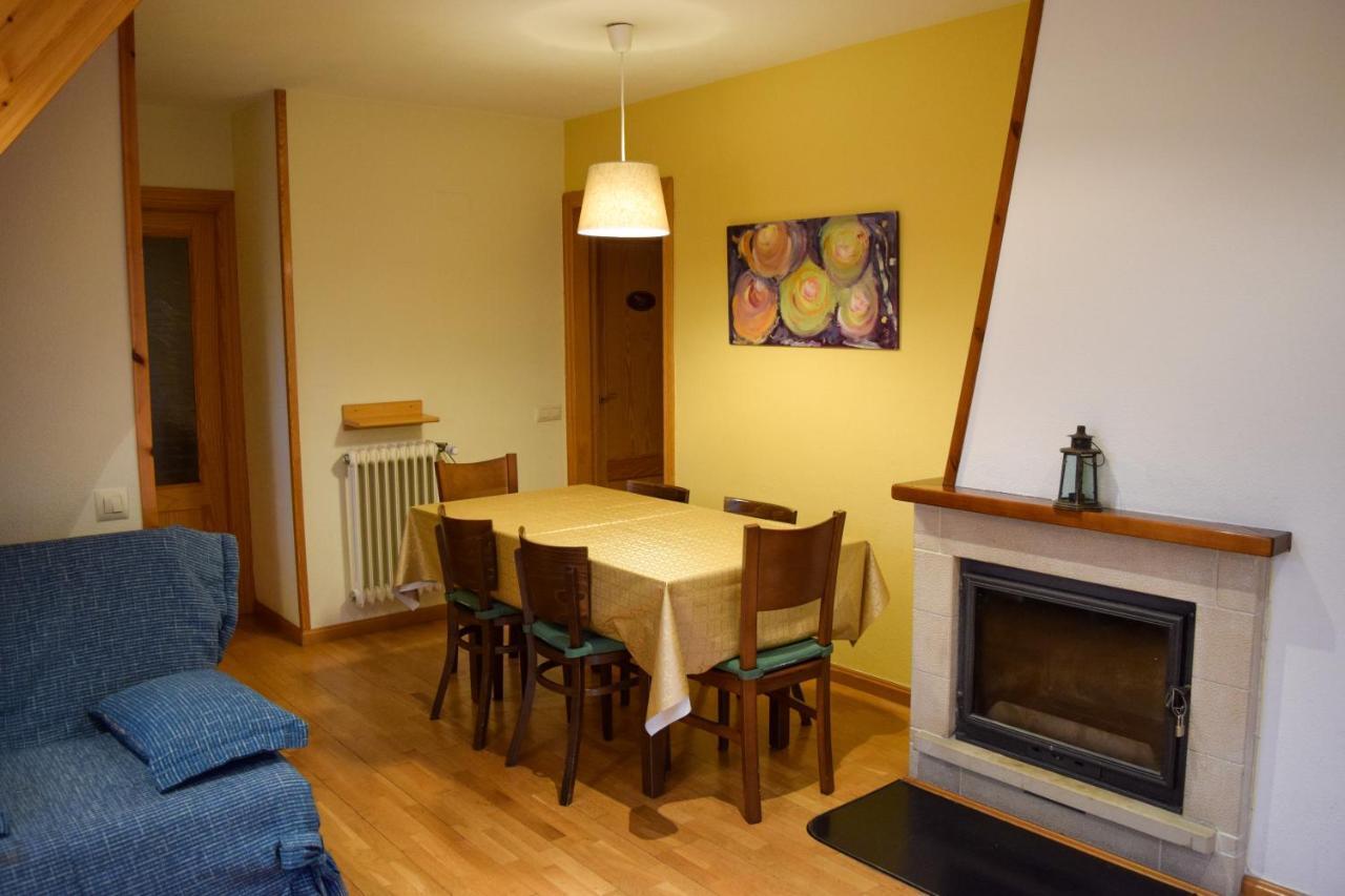 Duplex Con Vistas En Benasque Lägenhet Exteriör bild